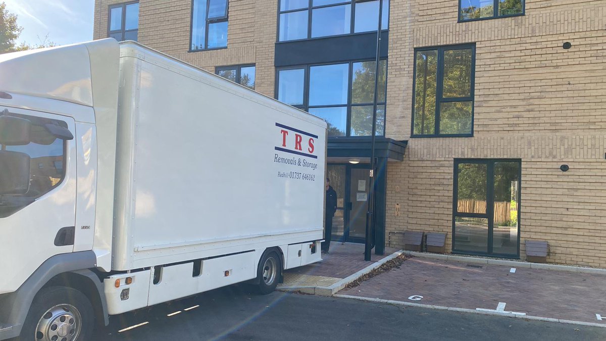 ☀️Today the TRS team are helping 📦first-time buyers move from 🚛Epsom to Redhill. With over 30 years of experience, we are well-equipped to undertake all aspects of removals. ☎️ 01737 646162 #TRS #TRSremovals #storage #removals #removal #removalservice #surrey #home #property