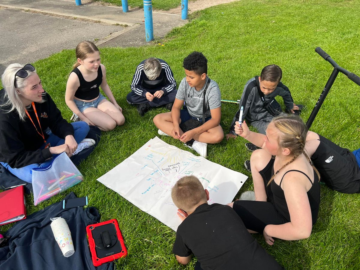 YouthFocusNE's tweet image. Young people in Middlesbrough are taking the lead to make positive change in their local communities, thanks to extra funding of £34,689 from the @Coop_Foundation's  #iwill Fund to continue the amazing work currently funded by them
More information: visit youthfocusne.org.uk/10/18/co-op-fo…