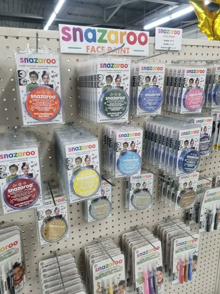 ArtistsEmporium's tweet photo. Get your Face Paint in time for Halloween  👻  
The Snazaroo range of face and body paints are water-based, fragrance-free, non-toxic, easy to remove and formulated to be gentle on sensitive skin. And none of our products have ever been tested on animals. 

#shoplocalmb https://t.co/4pHrd6EpS8