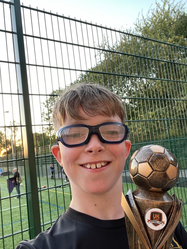 tessgpr's tweet photo. @PESSPABrookburn Jack from 6A proud player of the match on Sunday with his football team UK Sports #healthyselfie https://t.co/saWelwn2lq