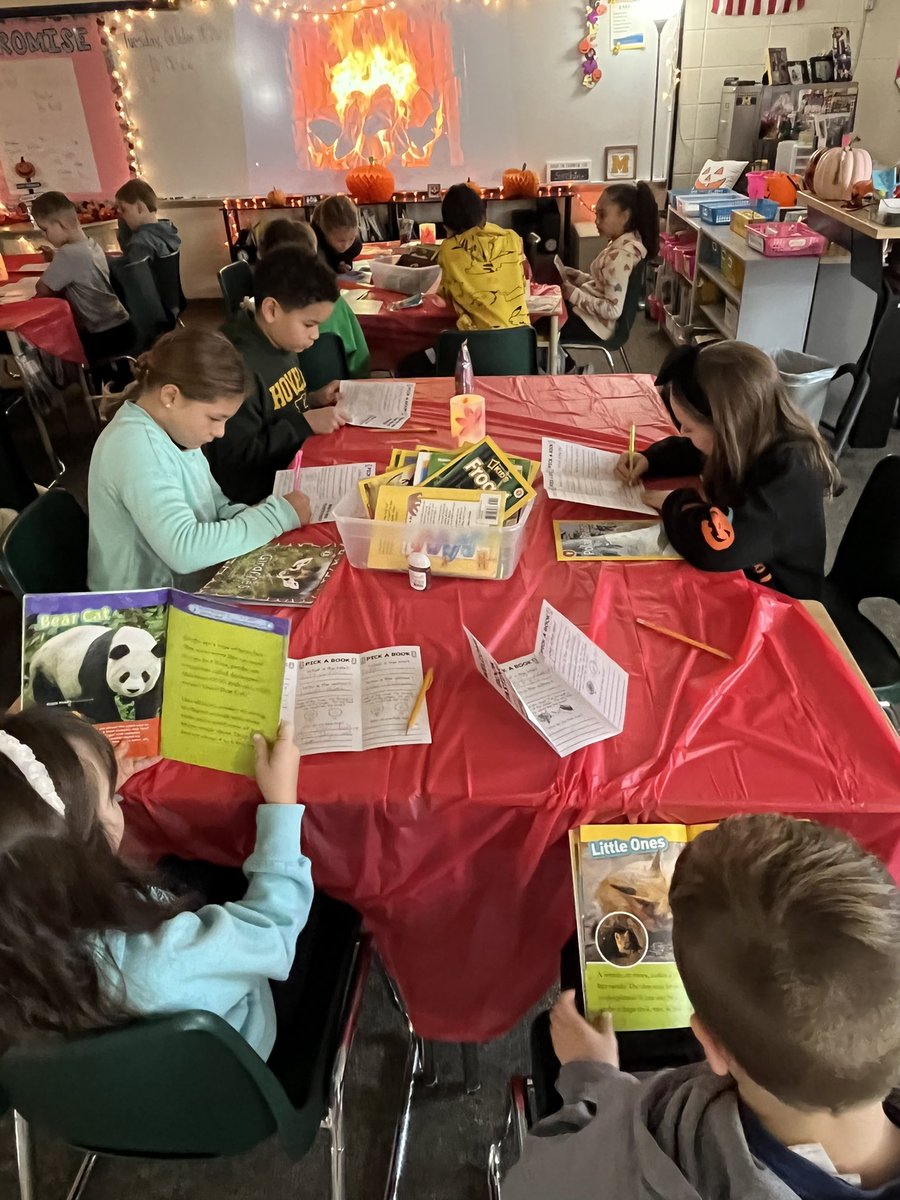 3rd graders enjoyed their non-fiction book tasting this morning!  Can’t wait to start our reading and writing UoS this week!  <a href="/hutchingsele/">Hutchings Elementary</a>