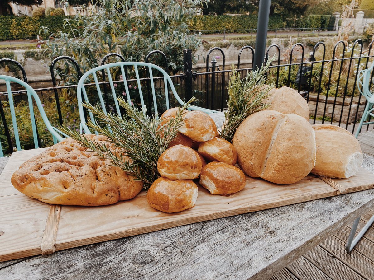 Check out our buns..
Fresh homemade bread made everyday, from our hearts to yours 🤍🍞🥖                   #baking #bread #homemade #freshfood #bradfordonavon #timbrellsyard