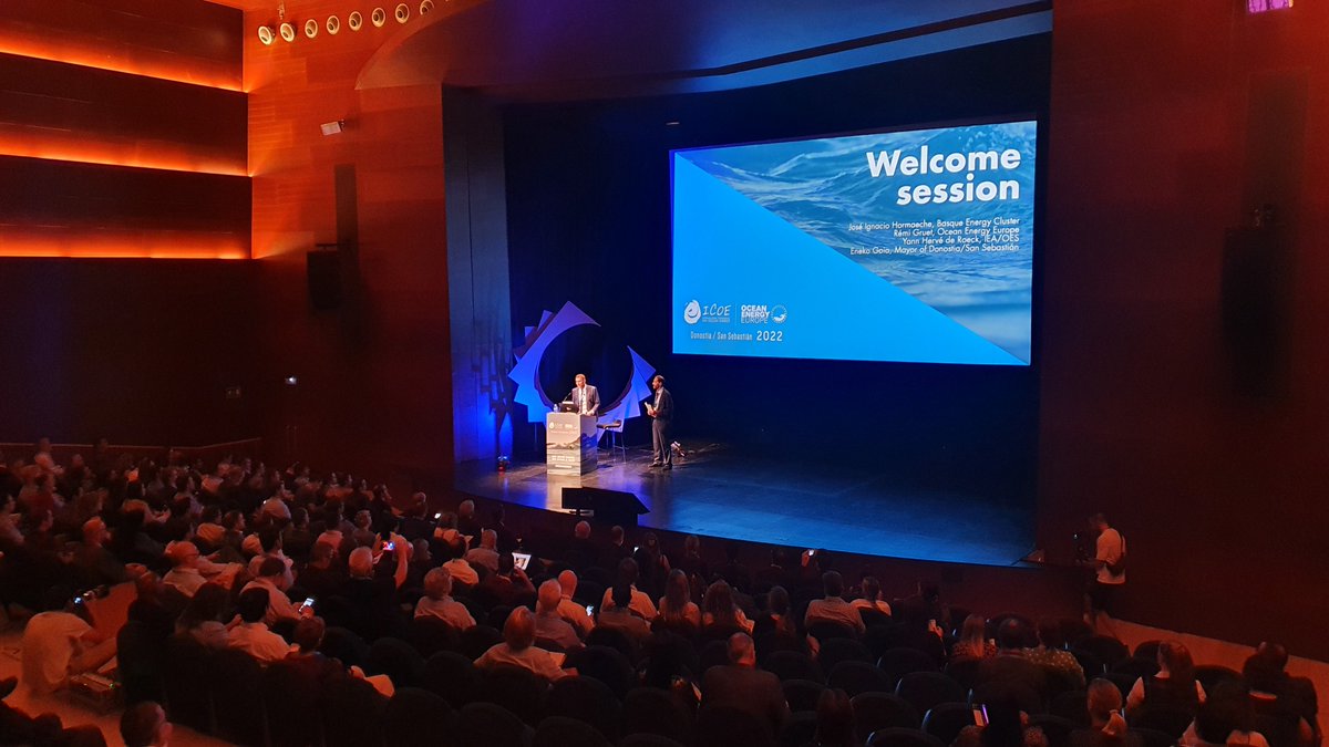 KursaalDonostia's tweet photo. 🌊 Energia ozeaniko arloko munduko profesional eta ikertzaileak #Donostian dira jada ICOE-OEE 2022 konferentzian.
🌊Profesionales e investigadores mundiales del sector de las energías oceánicas ya están en #Donostia en la conferencia #ICOE que se está celebrando en #Kursaal https://t.co/it1Arpz2so