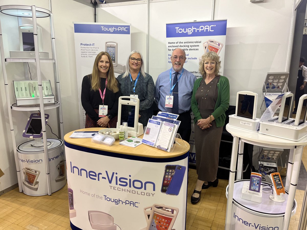 It was lovely meeting the outgoing and incoming president of IPS today at the show - we’re on Stand 50 
#IP2022CONF #INNERVISION_tec