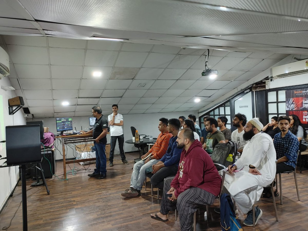 CDMTS's tweet photo. NewTek NDI session in SoundideaZ Academy
SoundideaZ Academy is the ONLY Academy in the Country offering these Professional Studios to its students.
#NewTek #NewTekInc #NDI #session #trainingsession #academy #academysession #training #technicaltraining #technicalskills https://t.co/NdCm9jF34X