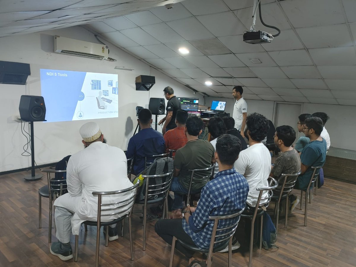 CDMTS's tweet photo. NewTek NDI session in SoundideaZ Academy
SoundideaZ Academy is the ONLY Academy in the Country offering these Professional Studios to its students.
#NewTek #NewTekInc #NDI #session #trainingsession #academy #academysession #training #technicaltraining #technicalskills https://t.co/NdCm9jF34X