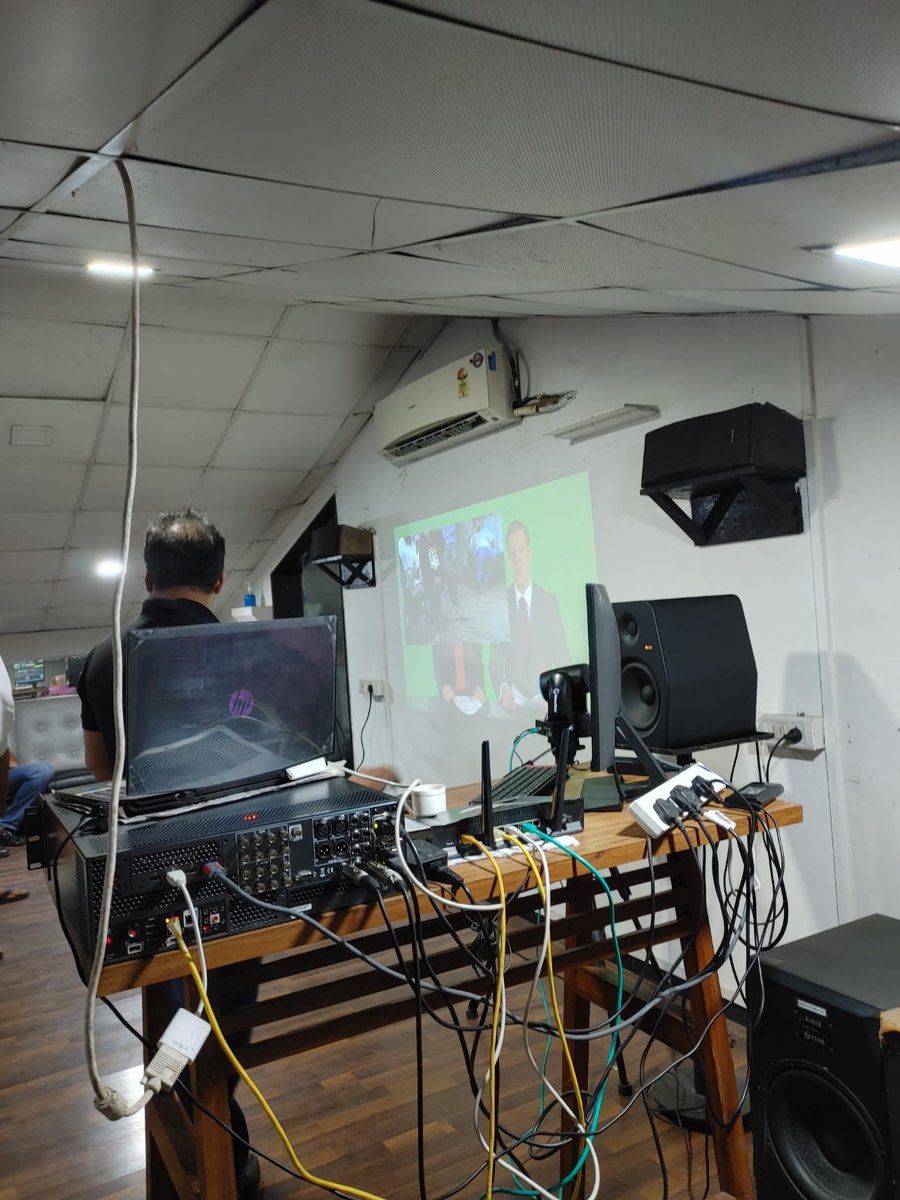 CDMTS's tweet photo. NewTek NDI session in SoundideaZ Academy
SoundideaZ Academy is the ONLY Academy in the Country offering these Professional Studios to its students.
#NewTek #NewTekInc #NDI #session #trainingsession #academy #academysession #training #technicaltraining #technicalskills https://t.co/NdCm9jF34X