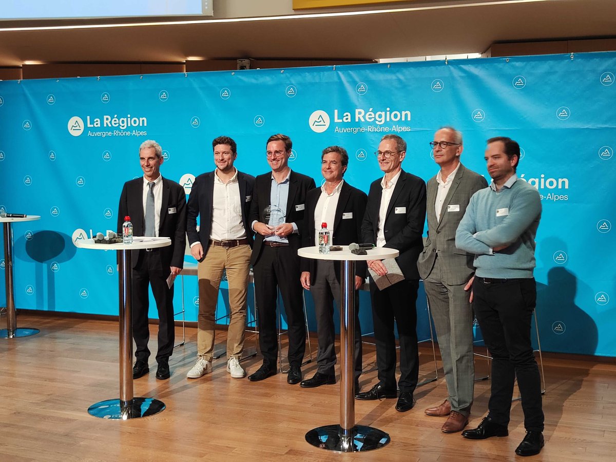 Acting (@actingfinances) on Twitter photo ⚡️NEWS⎟Et le lauréat du Trophée Finance & Gestion de <a href="/DFCGauv_rhalpes/">DFCG Auvergne Rhone-Alpes</a> est…. Aymeric Bordet #DAF à temps partagé chez #ACTING 🎉🎉
Toutes nos félicitations Aymeric ! Quelle fierté de compter des talents au sein de l’équipe d’Acting #SoProud 🥳 ⚡️NEWS⎟Et le lauréat du Trophée Finance & Gestion de <a href="/DFCGauv_rhalpes/">DFCG Auvergne Rhone-Alpes</a> est…. Aymeric Bordet #DAF à temps partagé chez #ACTING 🎉🎉
Toutes nos félicitations Aymeric ! Quelle fierté de compter des talents au sein de l’équipe d’Acting #SoProud 🥳