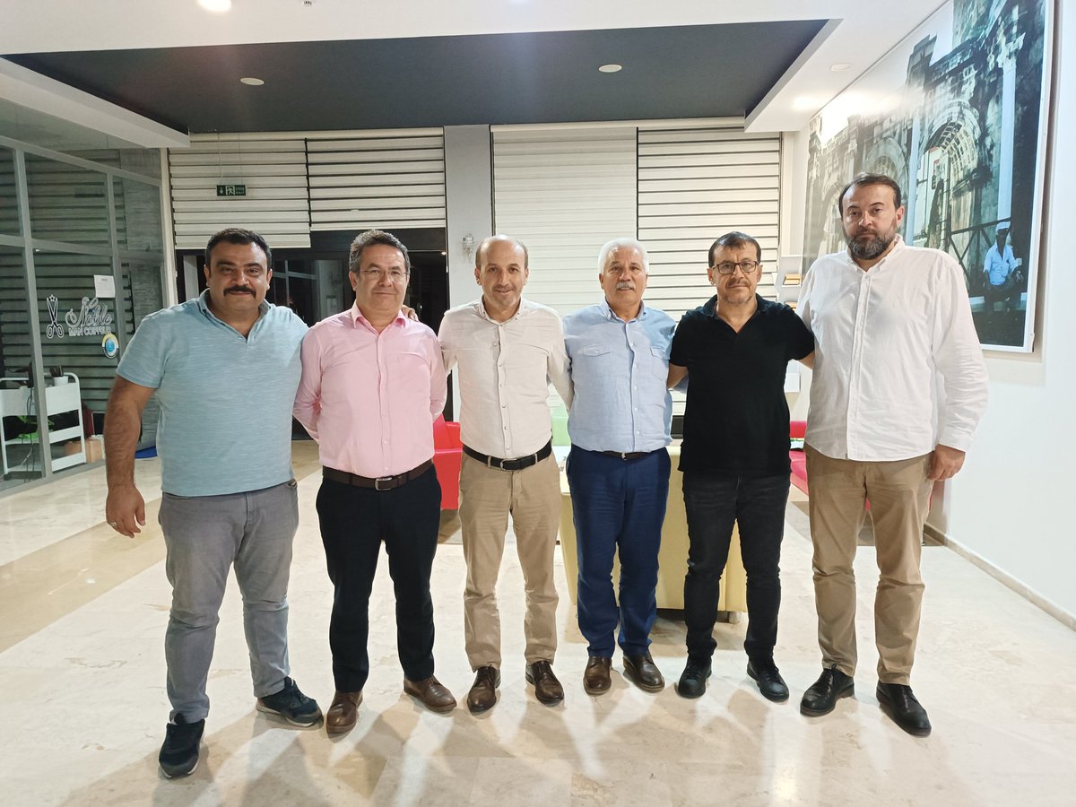 7. O.G.K öncesi aramıza katılıp günümüze güç katan;
Döşemealtı İlçe başk. Hasan Bahşi ve Serik Borsa İst MTAL müdürümüz Süleyman Demir kardeşlerimize teşekkür ediyorum. "Uzun yolun sırrını izleyenler değil, yürüyenler bilir" Rabbim mahcup etmesin. 
#Sevdamız  #EğitimBirSEN