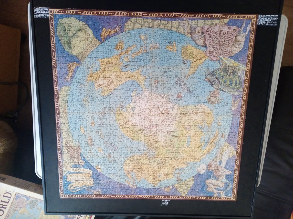 polmoose83's tweet photo. The turtle moves!
#gnu #discworld #jigsaw #fabricatidiempunc #turtle #greatAtuin #workdturtle #terrypratchett #nowineedaframer https://t.co/Kdbypm2pSR