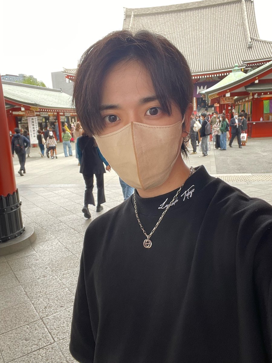 RyononK's tweet photo. 浅草に一人旅してきました🏮

あと明日お昼12時に大切なご報告があります！🎉㊗️

#浅草 #旅 #一人旅 https://t.co/fMZQsffNZg
