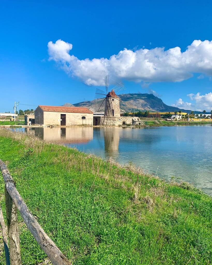 hd9imaging's tweet photo. Trapani salt flats, Sicily, Italy.
.
.
.
#trapani #sicily #italy #italytravel #salineditrapani #salineditrapaniepaceco #travel #travelphotography #saltflats #windmill #tourismitaly #tourism #visittrapani #visit_trapani #visititaly #visitsicily #paceco https://t.co/elXaa5dQ2O