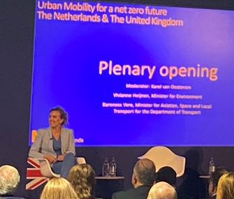 Inspiring working session with UK Minister for aviation, space, local transport <a href="/CharlotteV/">Charlotte Vere</a> and Dutch Minister for the Environment <a href="/vivianneheijnen/">Vivianne Heijnen</a> on promoting sustainable mobility and active travel by involving governments, private sector, knowledge institutions and citizens.