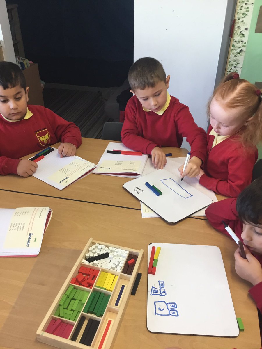 yeartwophoenix's tweet photo. We are developing our understanding of finding the difference. We used @CuisenaireCo to support our learning. #barmodels #findthedifference https://t.co/kTST2dX5qi