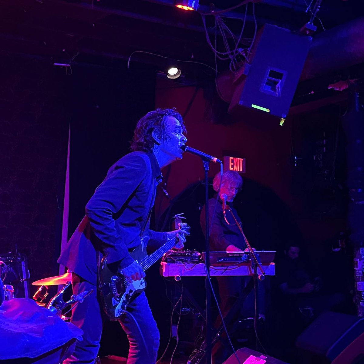 popcatastrophe's tweet photo. Jon Spencer & the HITmakers โ @EARL_EAV, Atlanta, GA (October 17, 2022)
w/ Subsonics
HITmakers show #186
Live Photos: Amanda Langston (https://t.co/9ywnDL2MQz)
@JonSpencerHITs #subsonics #jonspencer #hitmakers #samcoomes #bobbert #atlanta #theearl #thehitmakers https://t.co/1CoZAOTqFw