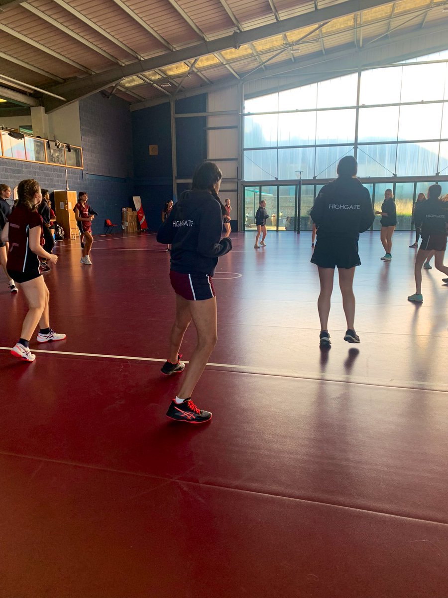 HighgateSpEx's tweet photo. The second training session on tour for #HighgateNetball was spent with Jersey Netballβs Lauren, focusing on our Attack π₯ Great preparation for their fixtures later today π#HighgateTours2022 @inspiresport https://t.co/He32in6Ec6