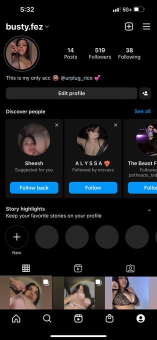 Watch ⏰ B̶U̶N̶N̶Y̶ 🐇's leaked NSFW photo on TwXstars