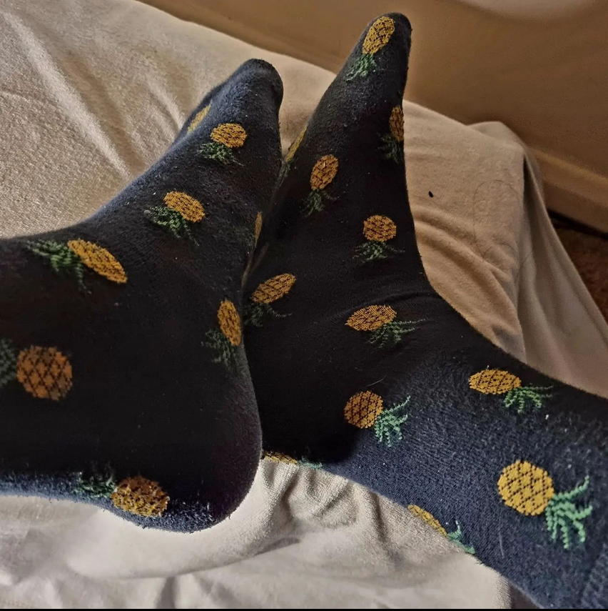 Wanna see my feet live? Come to my #chaturbate #stream and enjoy ;) #footfetish #feetlive #feetworship https://t.co/JYRU8bRrbC