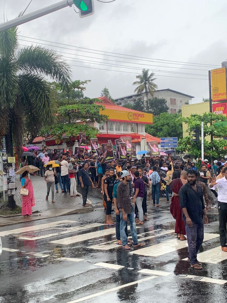 amnestysasia's tweet photo. Sri Lanka: @amnesty is on the ground today observing the protest at Kelaniya. Hundreds of protesters have gathered to demand the release of student demonstrators detained under the #PTA. https://t.co/OyuJlEXFVj