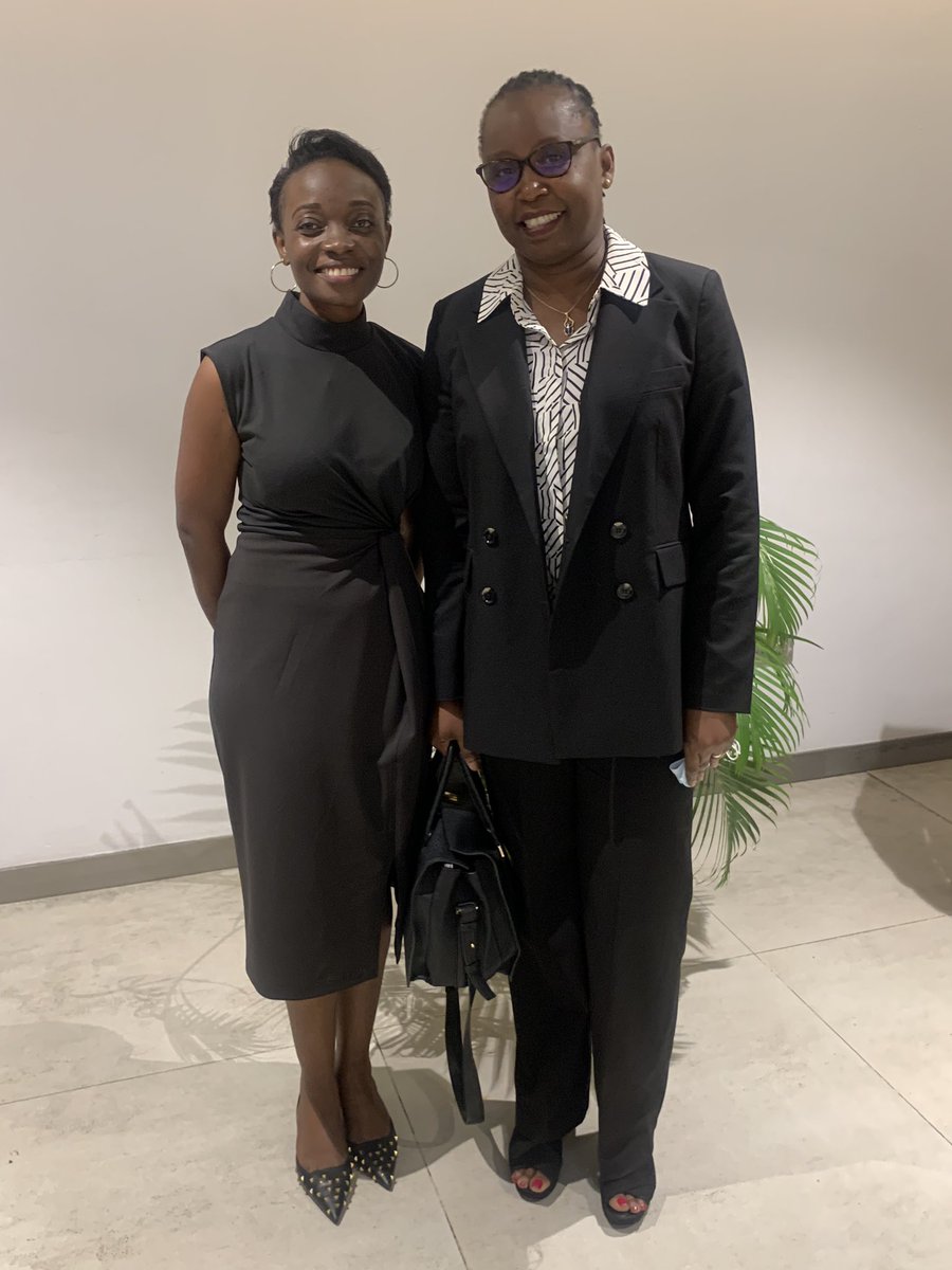 m_mubembe's tweet photo. le ronde sur “les outils de sensibilisation pour les élections de 2023”. Un des points important à retenir de cette activité est l’enrôlement des congolais de l’étranger avec 5 pays pilotes:
L’Afrique du Sud,la France, la Belgique, le Canada,les USA,@CyrilleEbotoko,@andretambwe4 https://t.co/d7uHqItBsJ