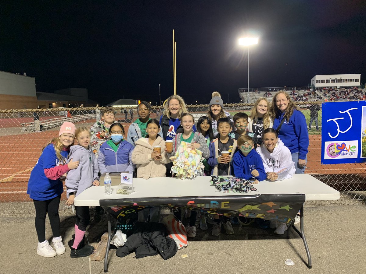 LOVElikeJJ's tweet photo. Thank you to Mason Intermediate’s Team Insoire for raising $2205 for LOVE like JJ! They made fleece tie blankets to sell at last Friday’s home football game.
Well done kiddos!! 💙💙
#lovelikejj #kidsmakeadifference #randomactsofkindnes #jjs11thbirthday https://t.co/NFShSWpuxB