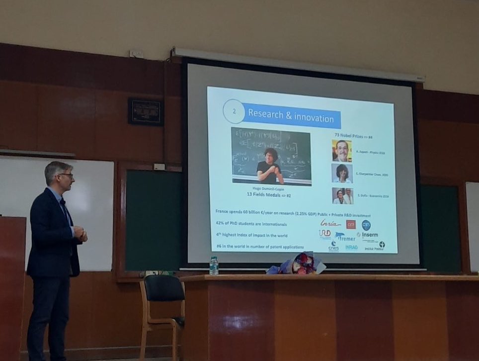 👉Yesterday IISc Bangalore one of the leading scientific university of the country hosted an Indo French Workshop on “small scale hydrodynamics from soft matter to bioengineering” as part of the international research network of CNRS. #ifiofficiel