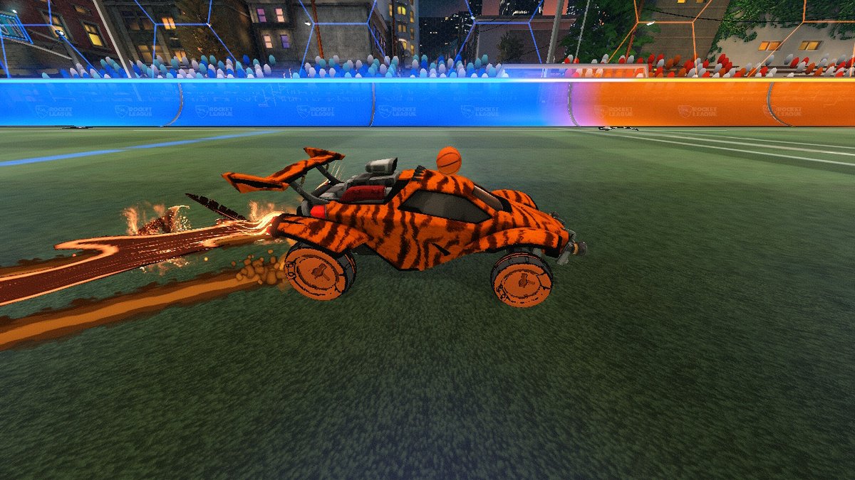 Tbear_xo's tweet photo. #RLFitCheckContest
Body:octane (black)
Decal: Tora
Wheels: Artifuss: hatch (burnt sienna)
Boost: phoenix fire (burnt sienna)
Trail: dream beam (burnt sienna)
Topper: double dribble
Basket ball fits the theme of street cos obvs basket ball courts are all over the streets https://t.co/R11BXUvSDH