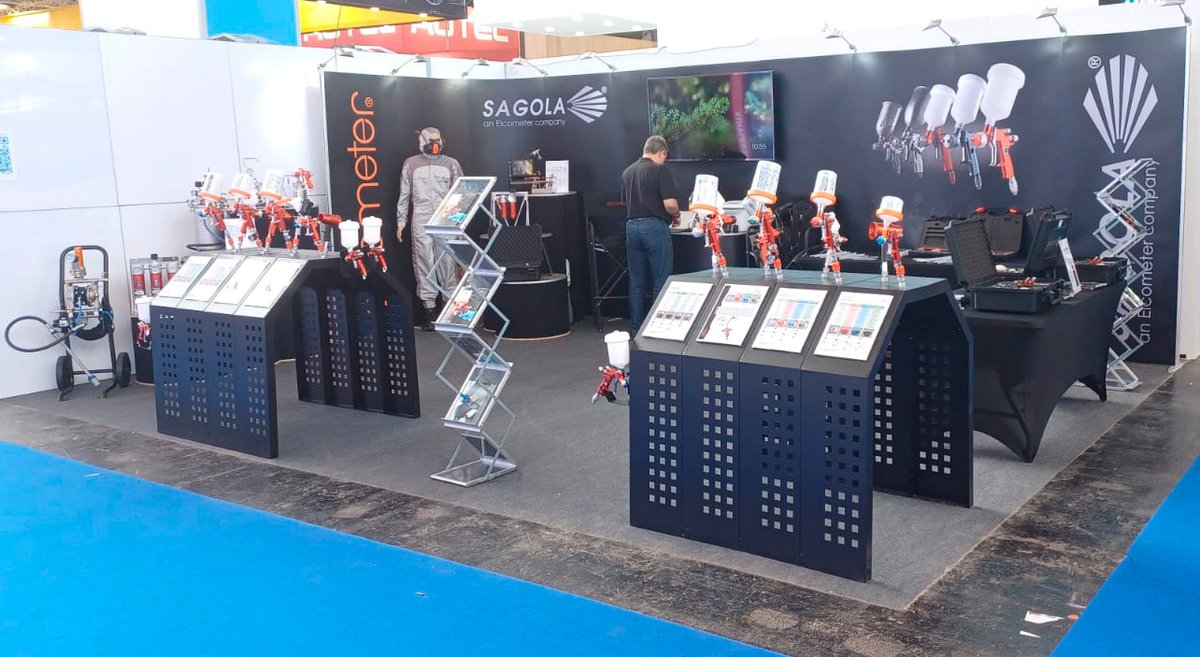 SagolaOfficial's tweet image. Nous sommes déjà chez Equip Auto 2022!
Venez nous rendre visite au stand 1 H 085
.
#sagolapower #teamsagola #experienceSAGOLA #sagola4600trophytruck #sayonaraoverspray #sagola4600xtreme #sagola3300gto #paris #equipoauto2022 #eqiopauto #versailles #expo