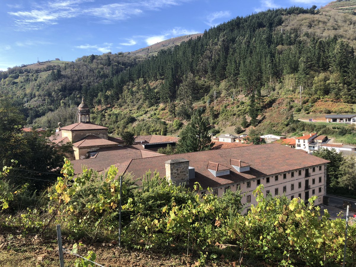 abreunvinito's tweet photo. Visita a #docangas y disfrutando de @mcorias @cacauencorfa @srcarbonell @robotin @tonicarceller @vinglada @pacolonso @puchovic @dilgogi @vinoWineEs @verema @JavierVinyuelas @JesusdeBarqueta
@esmorzadors
@almorssaret_man https://t.co/wjZKE86gX7
