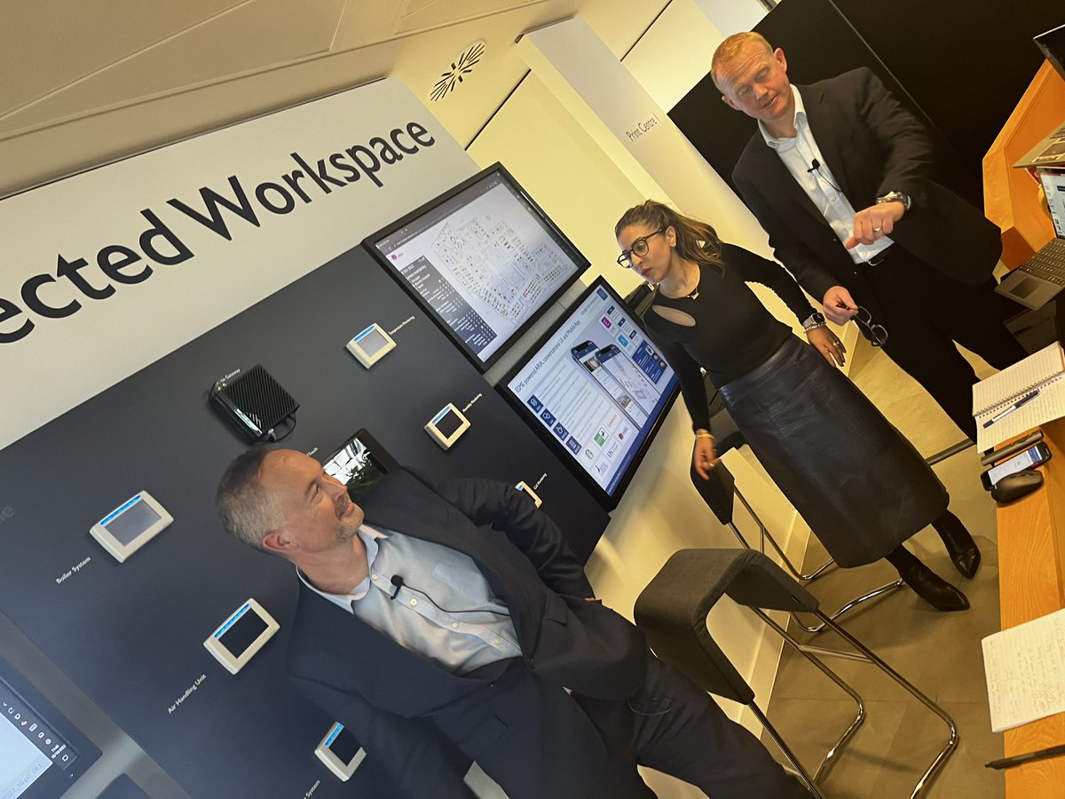 _sim2011's tweet image. Getting ready for our #connectedworkspace lunch and learn. Today we’re covering #hotelfication and supporting #hybridworking through our Digital Workplace solutions