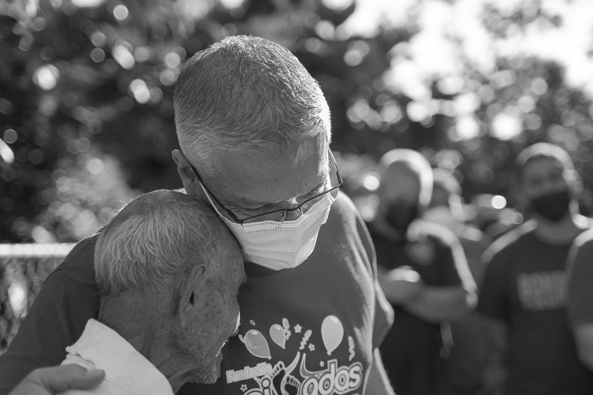 ¡Muchas felicidades a nuestro secretario del <a href="/DSPnoticias/">Departamento de Seguridad Pública de Puerto Rico</a>, Alexis Torres, en su cumpleaños! Dios le bendiga.