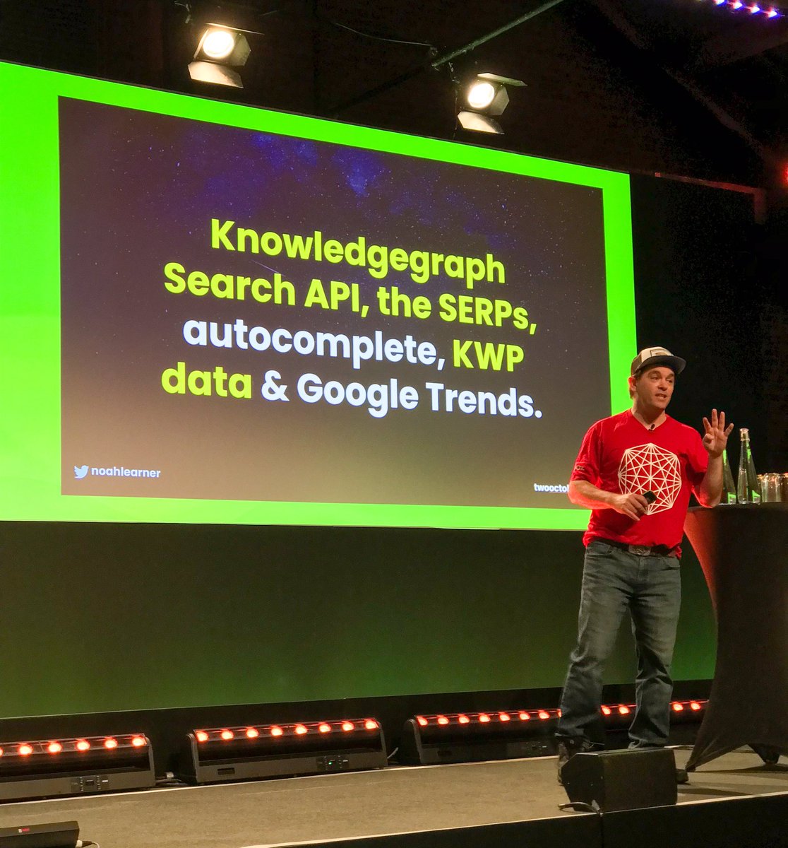 NicoMilloch's tweet photo. Amazing talk @noahlearner! A pleasure to listen to you, lots of useful information 🙌🏻 #SearchLove https://t.co/XOAZAWcMNG