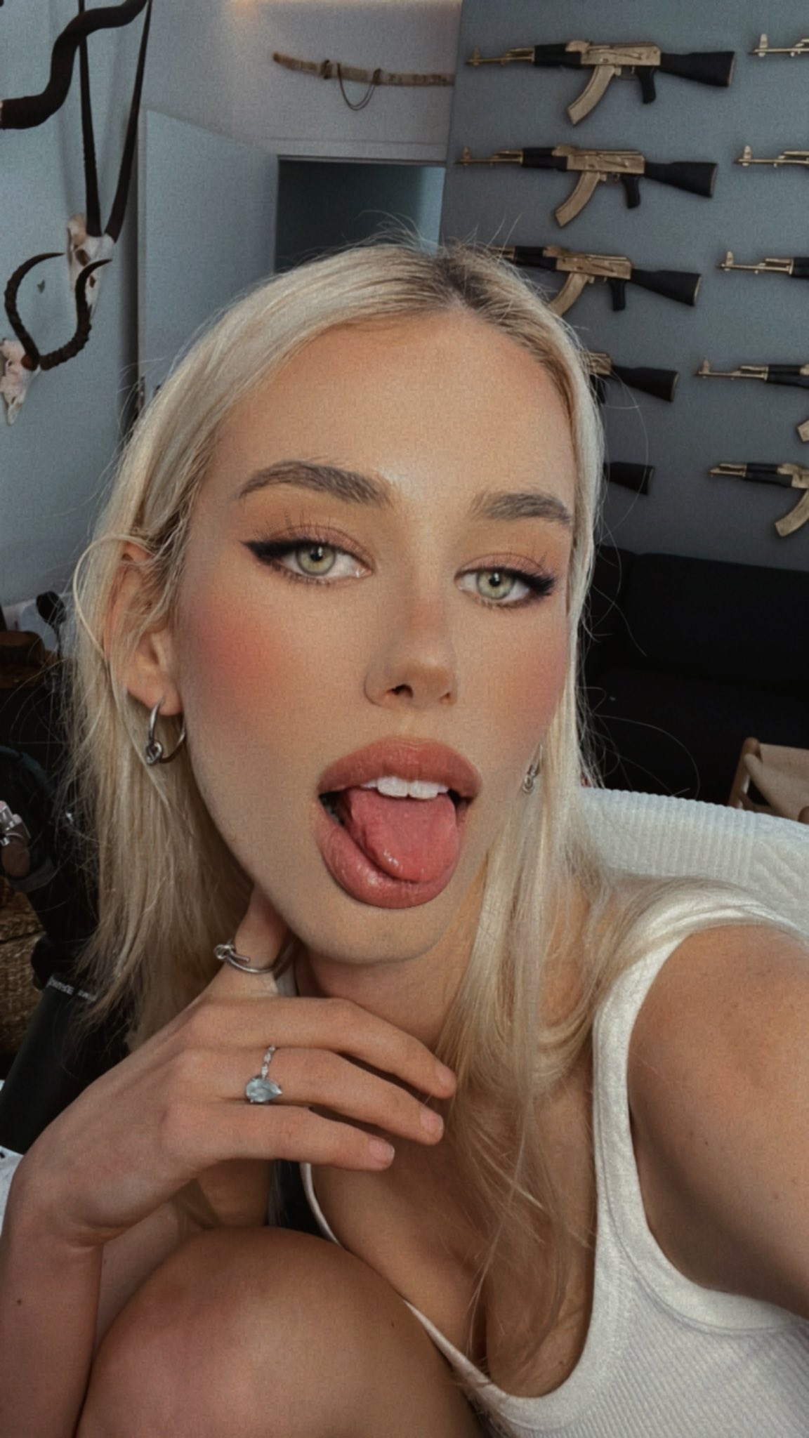 Rachel Kay on Twitter: "Doing dares in @APlagueTale Requiem today with