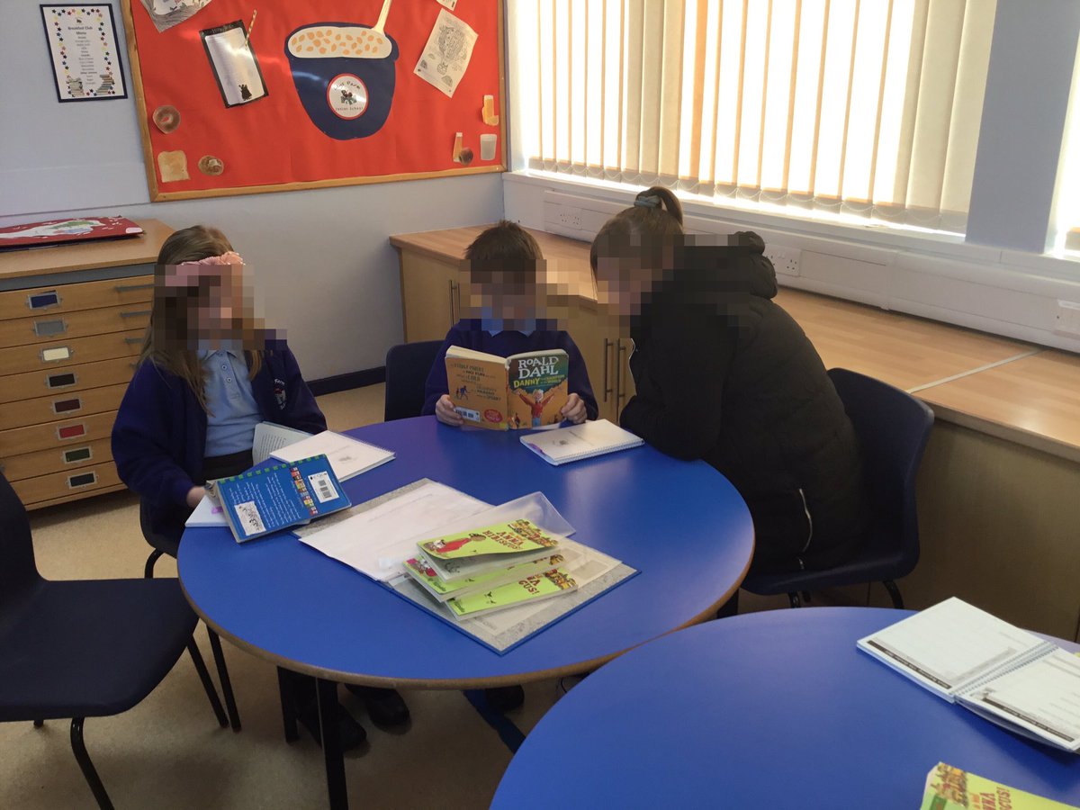 LeysFarm's tweet photo. The MacMillan Reading event this morning was well attended. Class 4W were very sensible while parents were in and demonstrated their reading skills well. #LFJSReading #LFJSMacmillan #macmillancoffeemorning https://t.co/SjLEXtk5mv