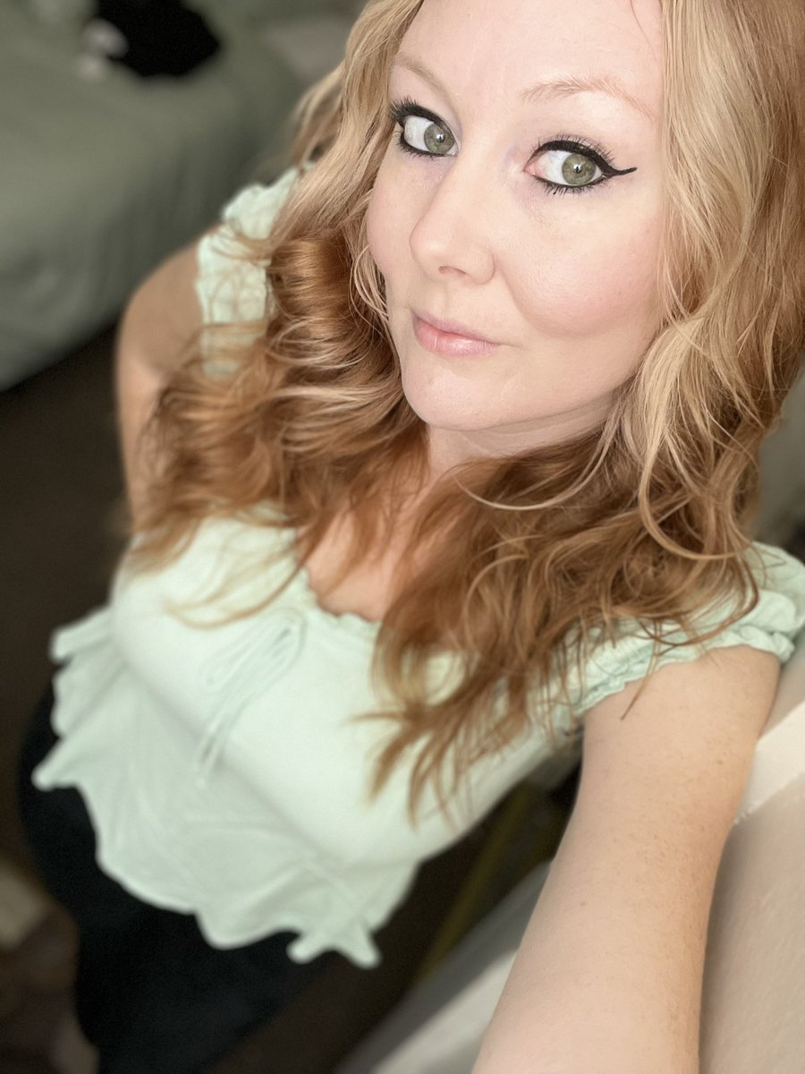 Kristinaann1031's tweet photo. Hope everyone has a fantastic Tuesday #tuesdayvibe #Tuesday #TuesdayMotivaton #tuesdaymotivations #TUESDAYMENTION #tuesdayfeeling #TUESDAY_THOUGHT #TuesdayFeeling #TuesdayTease https://t.co/KaqLlE1Sbi