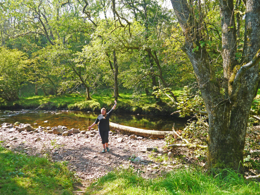RealGirlsWobble's tweet photo. Hiking in Waterfall Country
Waterfall Country near the Brecon Beacons is where you'll find an unusually large number of waterfalls. Which you can walk to, and even walk behind. Hereโs all you need to know: https://t.co/MClh2L7QYS
#BreconBeacons #WaterfallCountry #Ystradfellte https://t.co/fMxNft2dBD