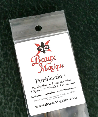 BeauxMagique's tweet photo. Purification Incense - Made over three days, these hand dipped incense sticks are created with essential oils and charged in my sacred space. Burn as a way to purify and sanctify people and places for ceremonies and rituals. https://t.co/y4Hyf9797J #beauxmagique #buypocmagic https://t.co/7dzgLIU4Ll