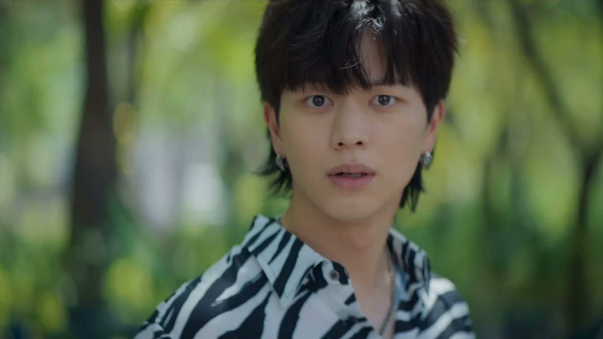 IAMDRAMATIC3's tweet photo. Whatttttttt?
Am I the only one who didn't get the ending of #GoldenSpoonep8
Bcz trailer of #GoldenSpoonep9 showed something else
#GoldenSpoon #iamdramatic https://t.co/bG5JQBquHe