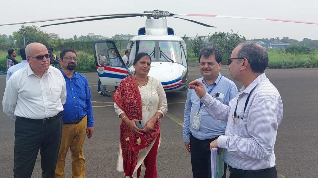 PawanHansLtd's tweet photo. Independent director  Smt Amiben Manishbhai Parikh visited Pawan Hans office at Western Region https://t.co/7g03azrWTA