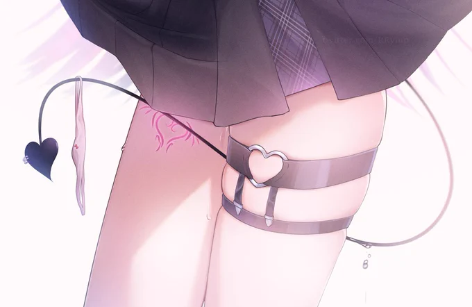 #太もも晒すとフォロワー増えるって聞いたんですが 