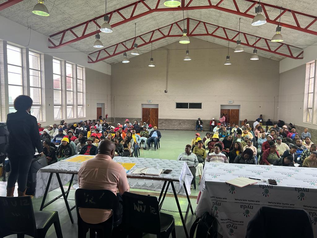 NYDARSA's tweet photo. The NYDA East London Branch conducted Life Skills and Job Preparedness Training for young people in Mdantsane, Eastern Cape.
Young people were trained to enter the job market through job preparedness and capacitated through life skills training.
#JobPreparedness #LifeSkills https://t.co/sIf2YeS4y9