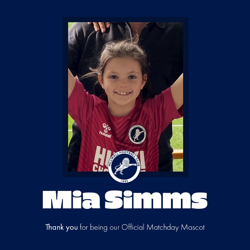 MillwallFC's tweet photo. 🦁 Have a great night, guys and girls!

#Millwall | @zampathelion