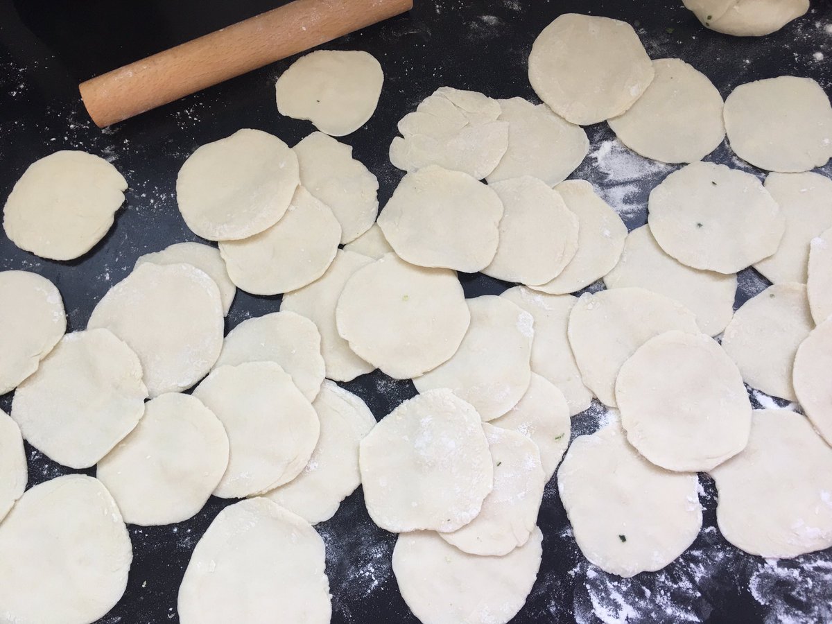yaqing1234's tweet photo. 自己动手 丰衣足食 饺子🥟 https://t.co/Wm5vhGSdfp