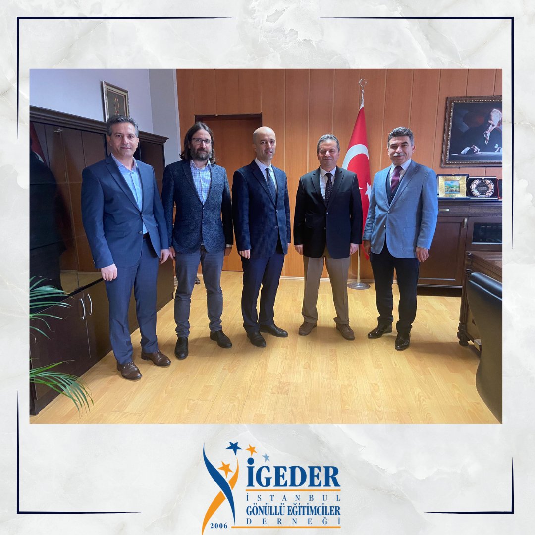 igeder's tweet photo. İGEDER Yönetim Kurulu olarak Çekmeköy İlçe Milli Eğitim Müdürümüz Sayın Burhan BAYRAK' ı makamında ziyaret ettik. İGEDER olarak hazırlamış olduğumuz kitap çalışmalarımızı takdim ettik, faaliyetlerimiz hakkında bilgiler verdik. 

 #igeder #igederöğretmenakademi #geleceğinöğretmeni https://t.co/LT68aHWzST