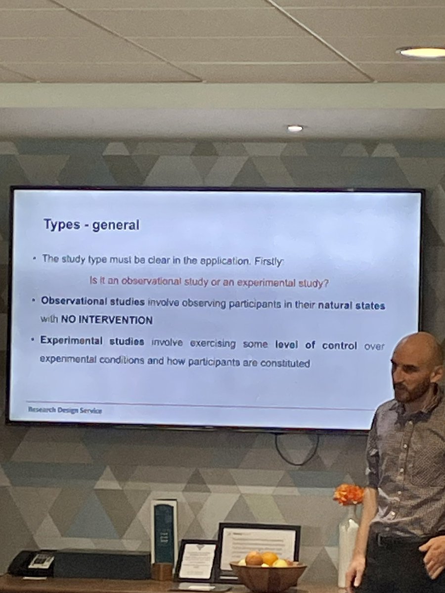 NIHR_RDSNENC's tweet photo. Great talk from Dr James Liley about statistics and how to include in your funding application #Grantwriting #Research #RDSTips https://t.co/4WOB9LJl8n