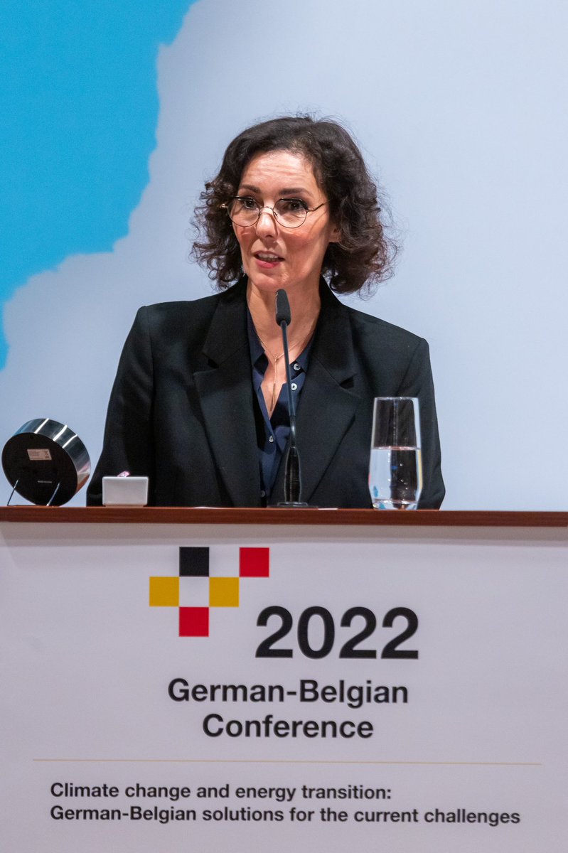 hadjalahbib's tweet photo. C'est un honneur d'ouvrir la 6ème conférence germano-belge avec ma collègue @ABaerbock. Cette année, la #DeBeKo se concentre sur la recherche de solutions communes et concrètes aux défis du changement climatique et de la transition énergétique. 🇧🇪🇩🇪 https://t.co/5bZ56H8MOR