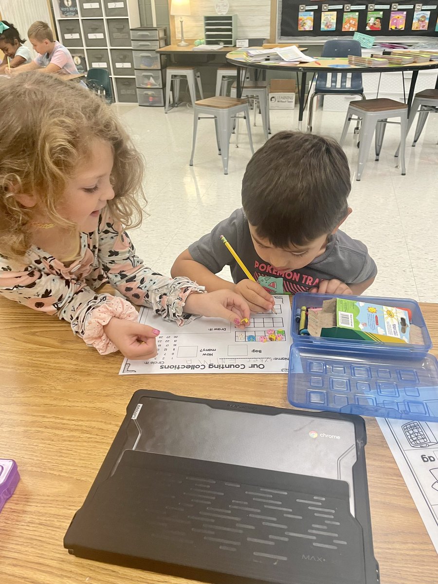 CCPS kindergarteners are working hard  on counting collections and comparing amounts up to 10. Love seeing our students counting and discussing mathematical concepts with partners.