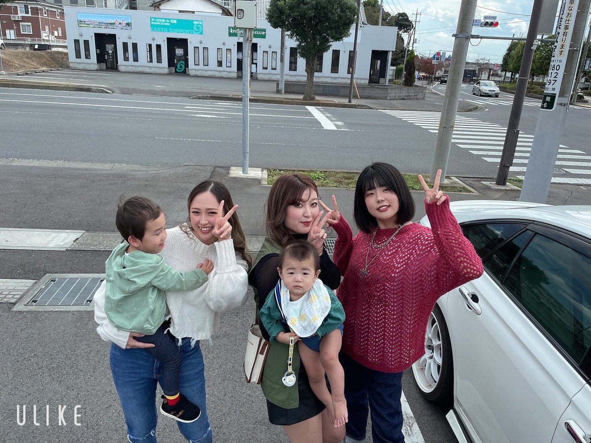 RB_RB1610's tweet photo. ヤンママちゃんとkids！ https://t.co/ztrulUkPMu