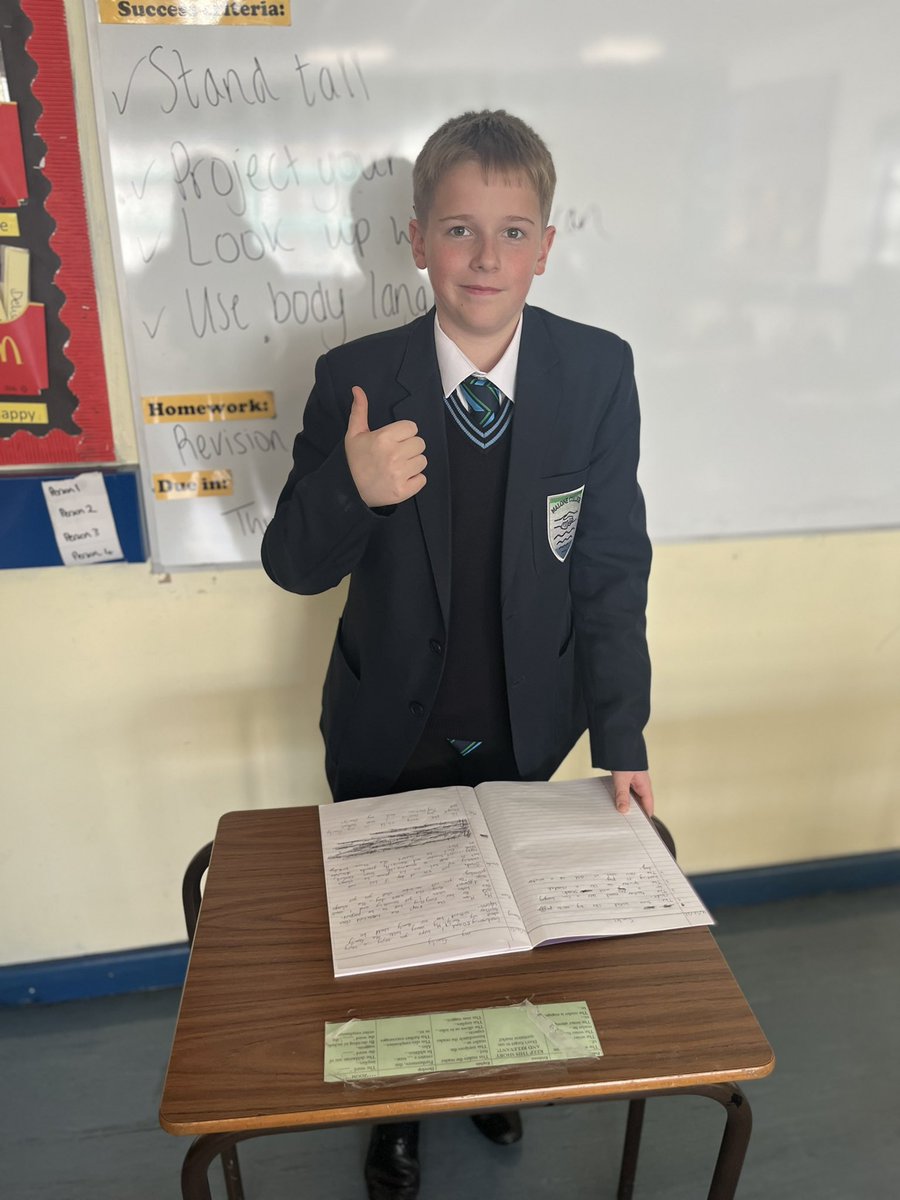 MaloneEnglish's tweet photo. 8o delivered fantastic My Family speeches today! We saw a lot of body language, facial expressions and humour used to engage their audience! 
@MaloneCollege https://t.co/uhrDQQJ3xg