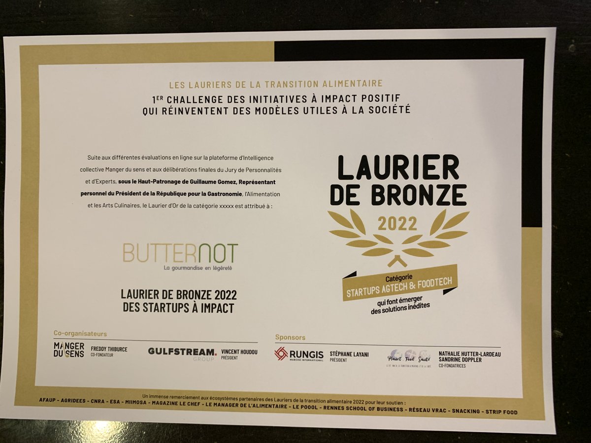 ENSAIA's tweet photo. [Pépites] @sial_paris 🏆Le Laurier de Bronze de la transition alimentaire est décerné  à #Butternot, l'alternative végétale aux 🧈et margarine
avec les #Barroudeurs, repas nomade légumineuses céréales légumes, nos 2 produits  sont sélectionnés comme innovation 🇫🇷 par @ANIA_FRANCE https://t.co/eHX757tssG